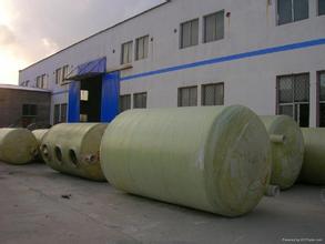 棗強(qiáng)瑞鴻玻璃鋼防腐制品廠 專注玻璃鋼冷卻塔、凈化塔與脫硫除塵器制造